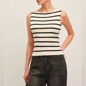 Commense Ivory & Black Bow Back Detail Striped Sweater Vest M